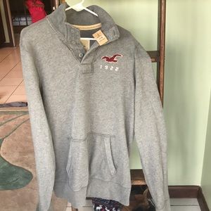 Hollister gray XL sweater NWT